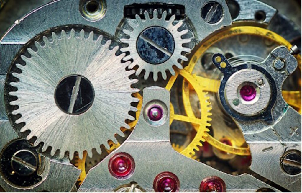 metal gears in a device