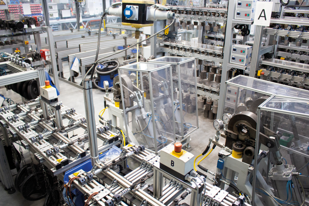 test lab for drylin and iglide products, bearings under different weights