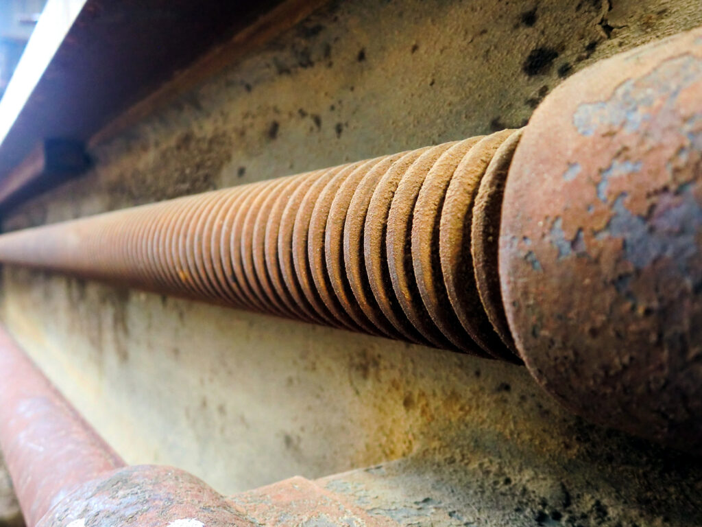 rusted threaded bolt close up